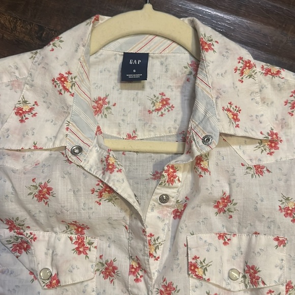 Country Vibes Button Down Floral By Gap Size S - Picture 2 of 5
